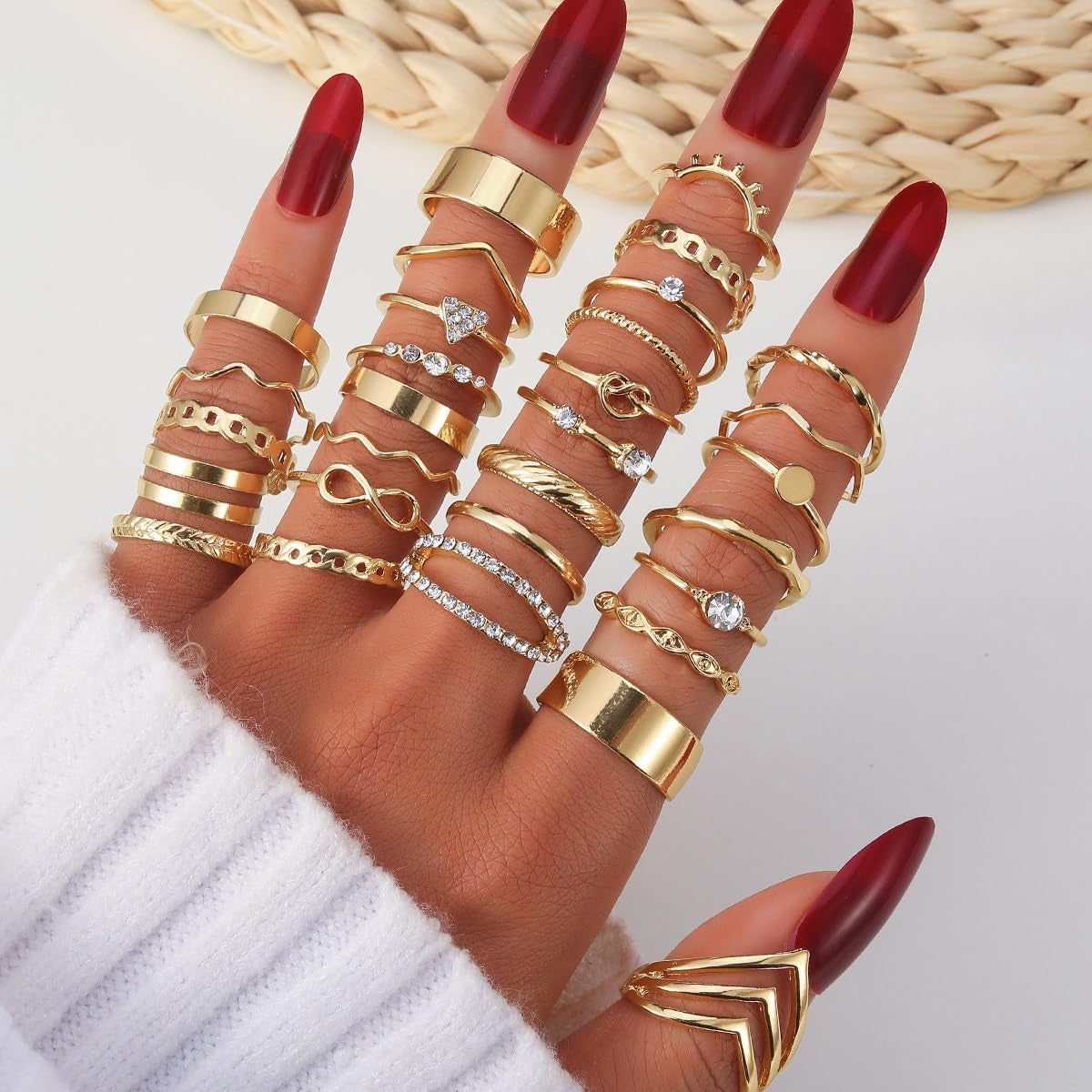 Souverel 30-Delige Golden Ringenset – Elegante, Hypoallergene Mix & Match Ringen met Rhinestones en Zirconia